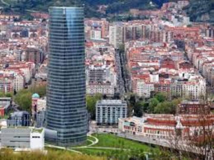 Apartamento Con Garaje Opcional Con 2 Banos Cerca Ayuntamiento Appartement Bilbao Buitenkant foto