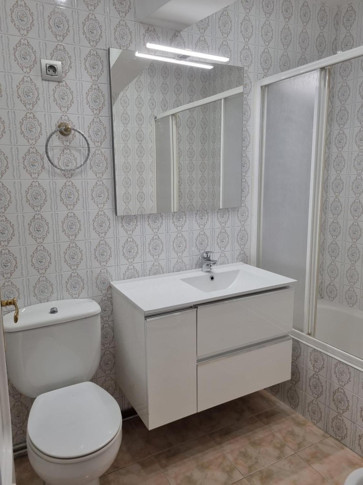 Apartamento Con Garaje Opcional Con 2 Banos Cerca Ayuntamiento Appartement Bilbao Buitenkant foto